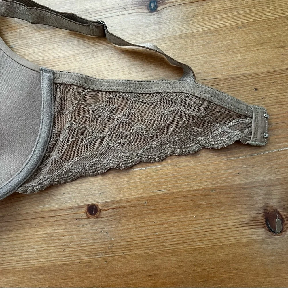 Wacoal underwire lined